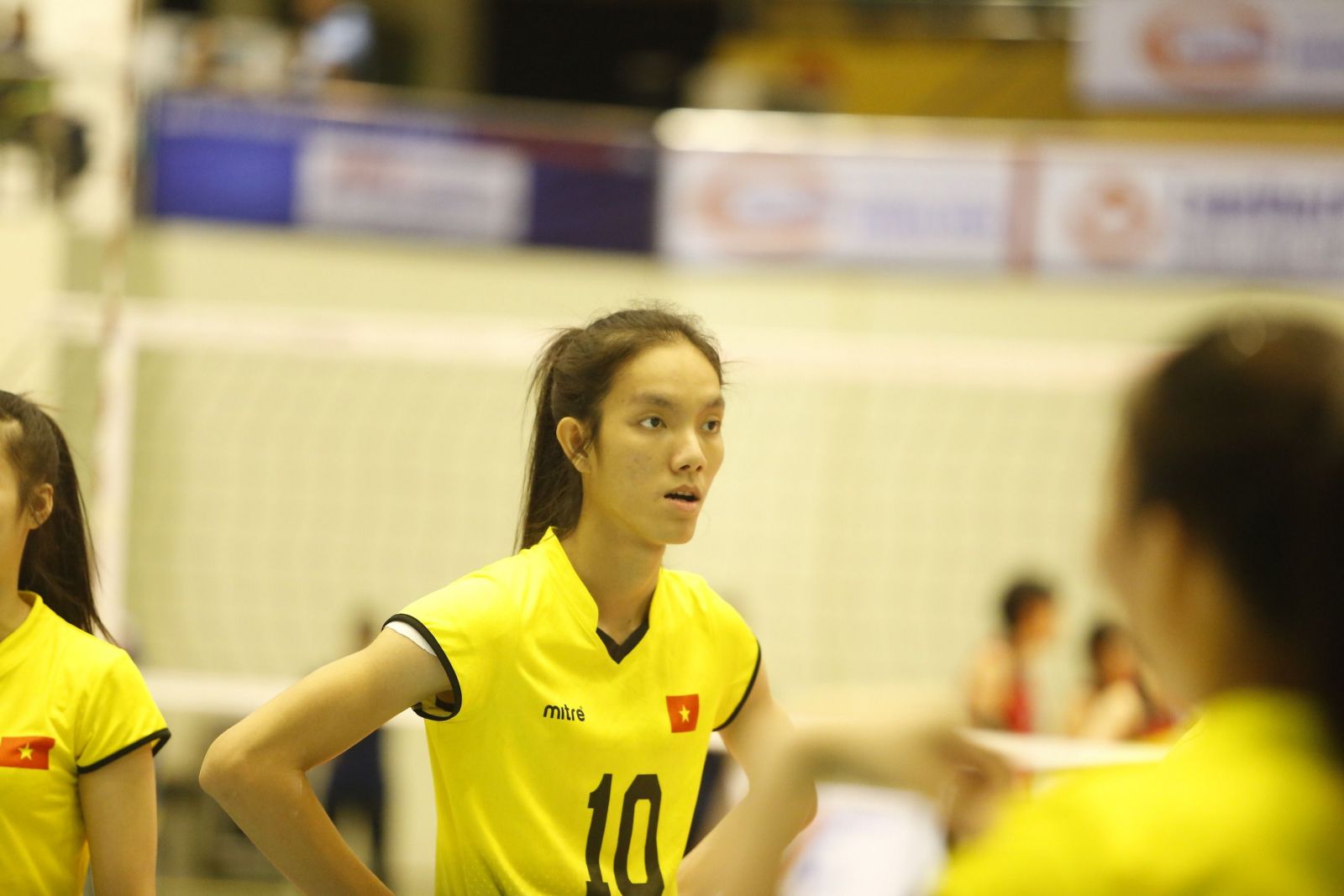 FIVB并, 的讨论与争 FIVB并, 的讨论与争