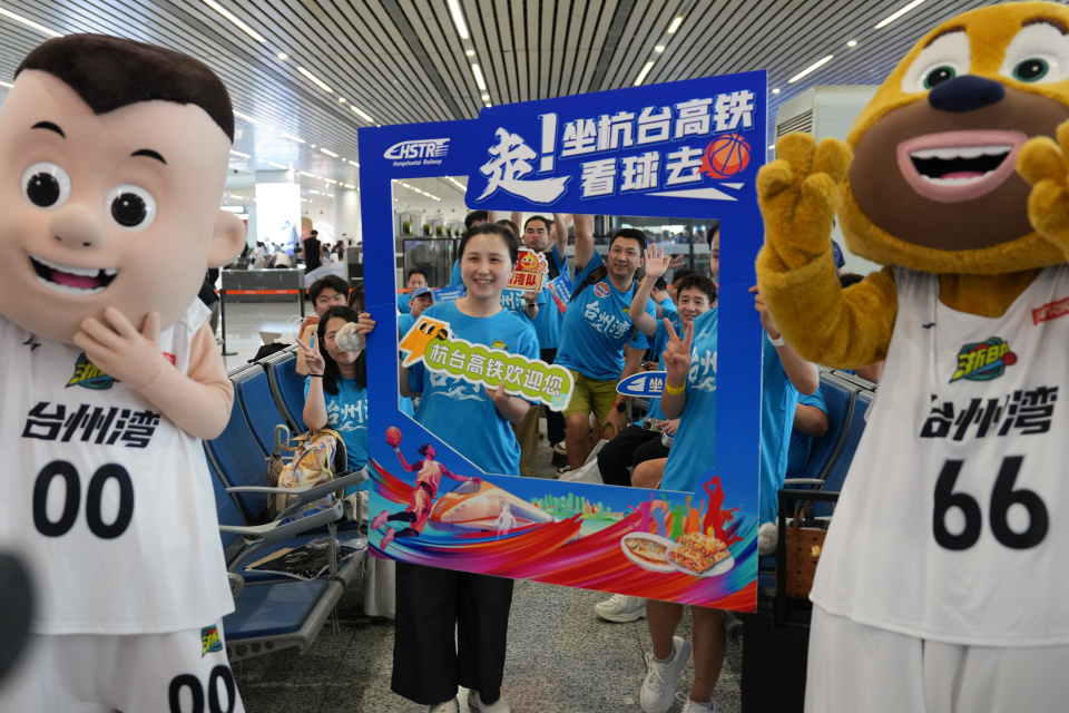 运的工作人 运的工作人