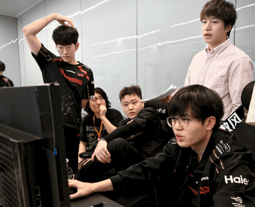 这场对决本, class, 是无奈选出